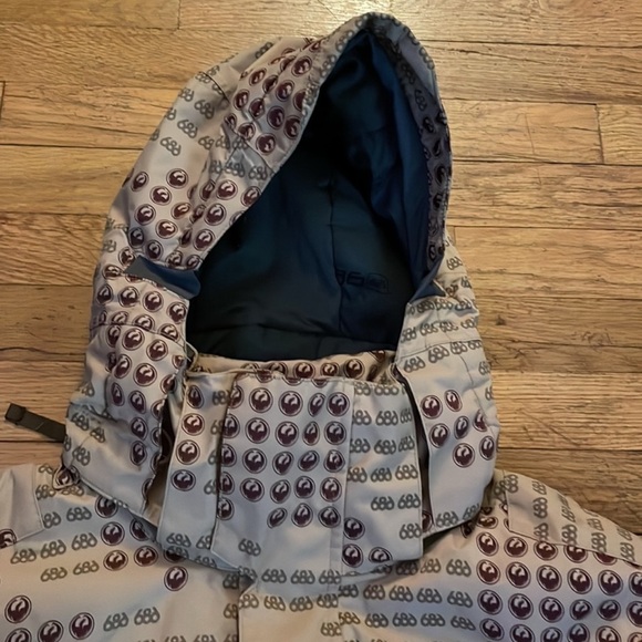 ⭐️Rare DRAGON x 686 Limited Edition  SnowBoard Jacket ⭐️ - Picture 5 of 7